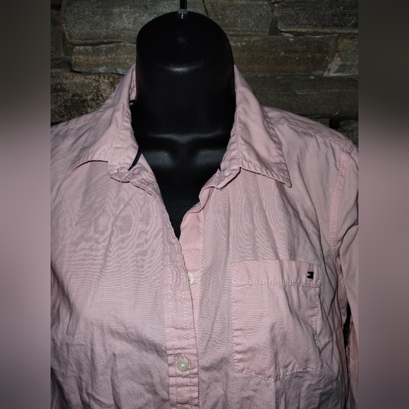 Tommy Hilfiger pink 100% cotton blouse size small - Picture 2 of 8